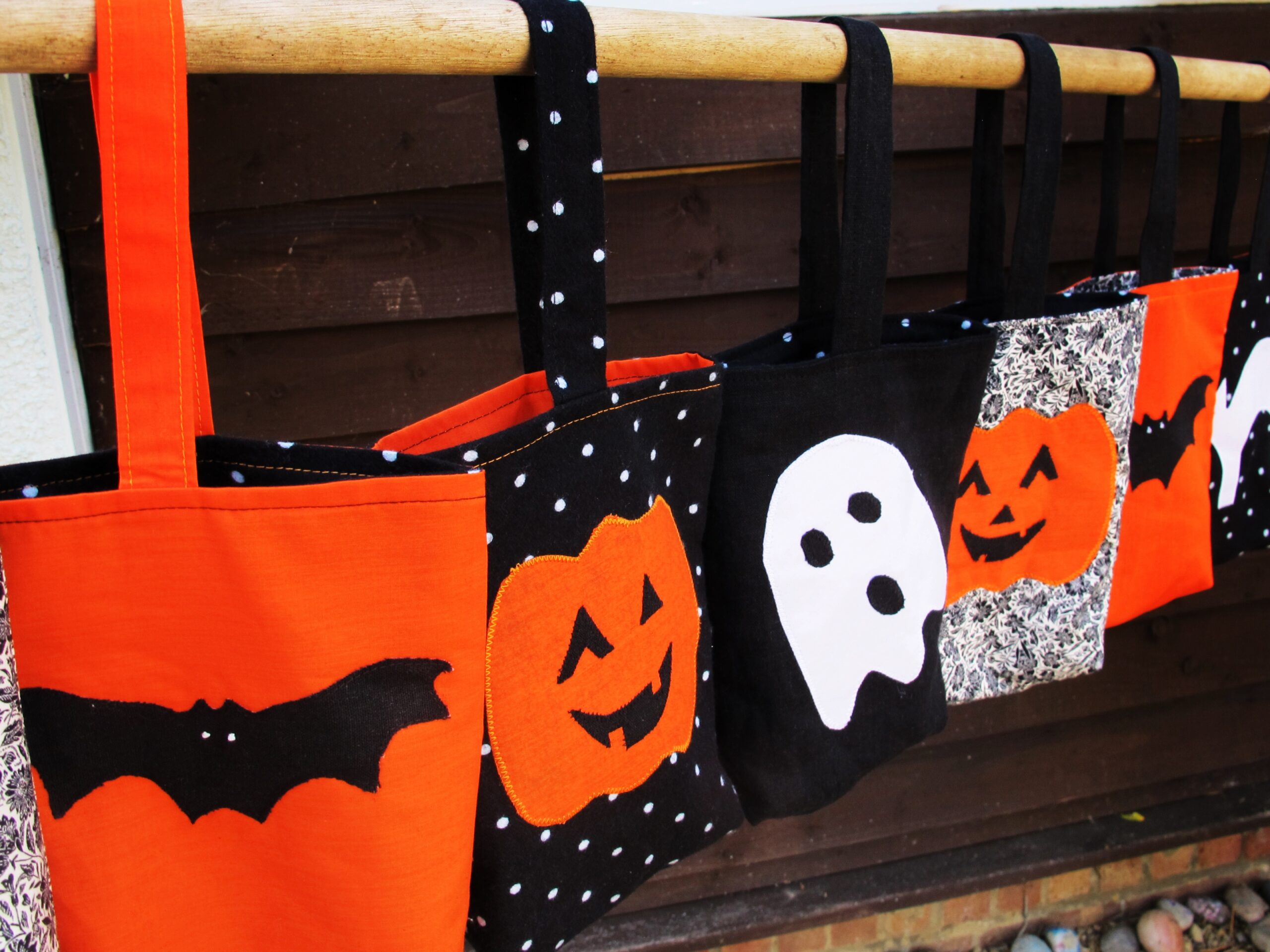 Halloween Treat Bag Sewing Pattern, Waves & Wild